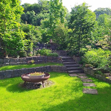 Entspannen Im Grunen, Ferienwohnung Mit Eigenem Garten Keilberg Exterior foto